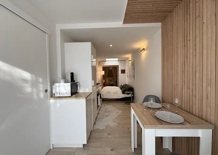 La Petite Mancelle - Hôpital Du Mans * Le Mans